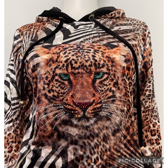 NWT WOMEN VELOUR TRACKSUIT 2PC‎ SET PULLOVER/BLACK PANTS ANIMAL PRINT LOUNGEWEAR - Picture 6 of 10